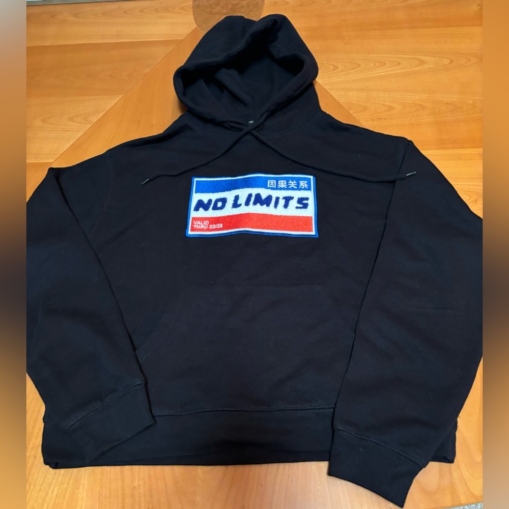 FOREVER 21 No Limits Men’s Hoodie